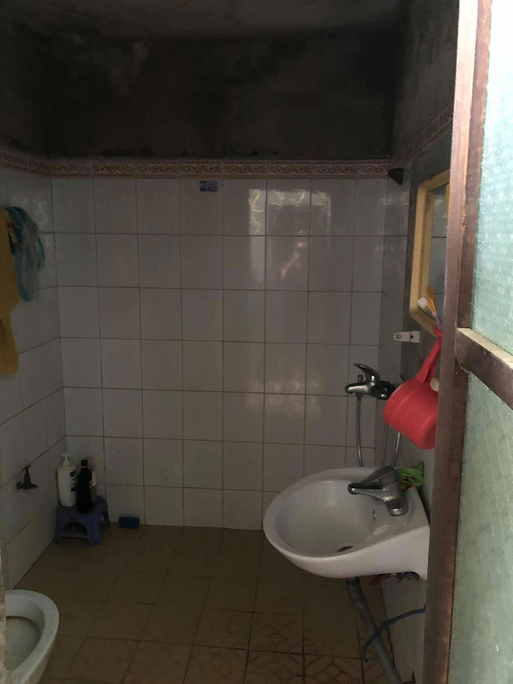 Nhà vệ sinh trước cải tạo