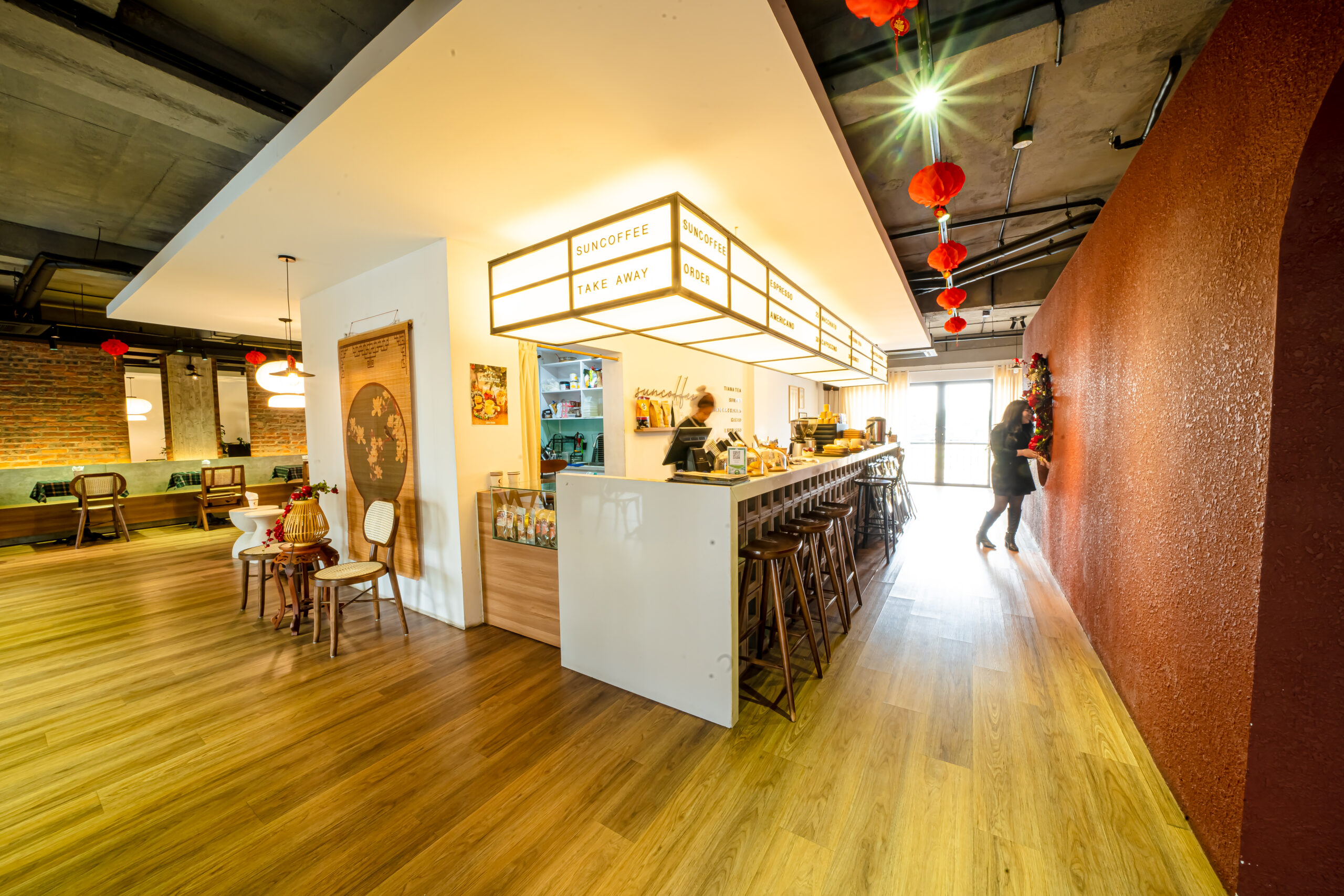 thiết kế và thi công nội thất quán cafe Sun & Moon