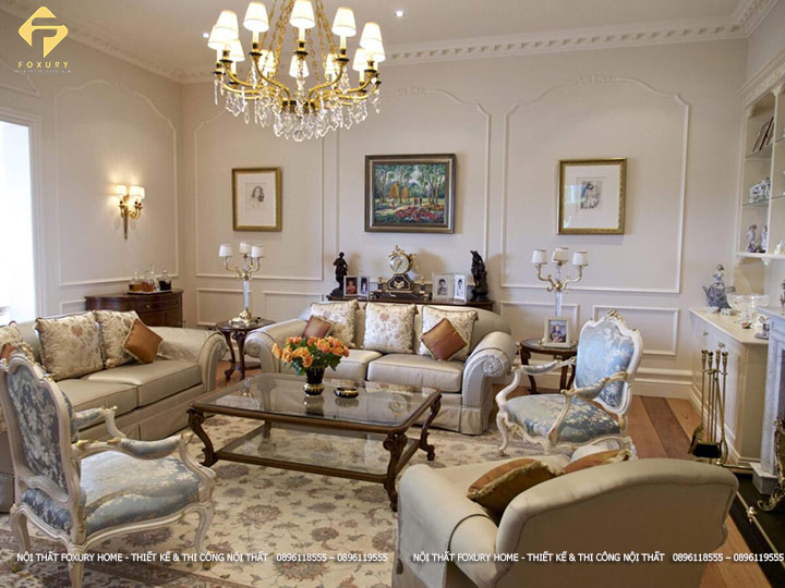 phòng khách theo phong cách cổ điển