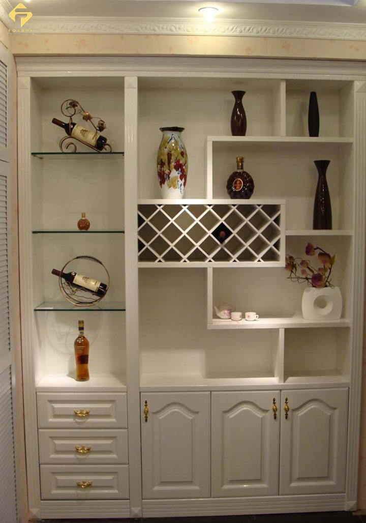 tủ rượu thiết kế âm tường