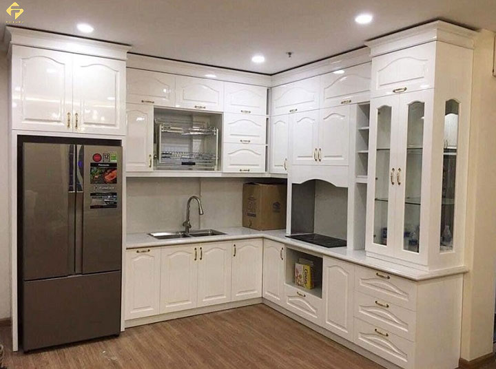 tủ bếp gỗ công nghiệp phủ sơn