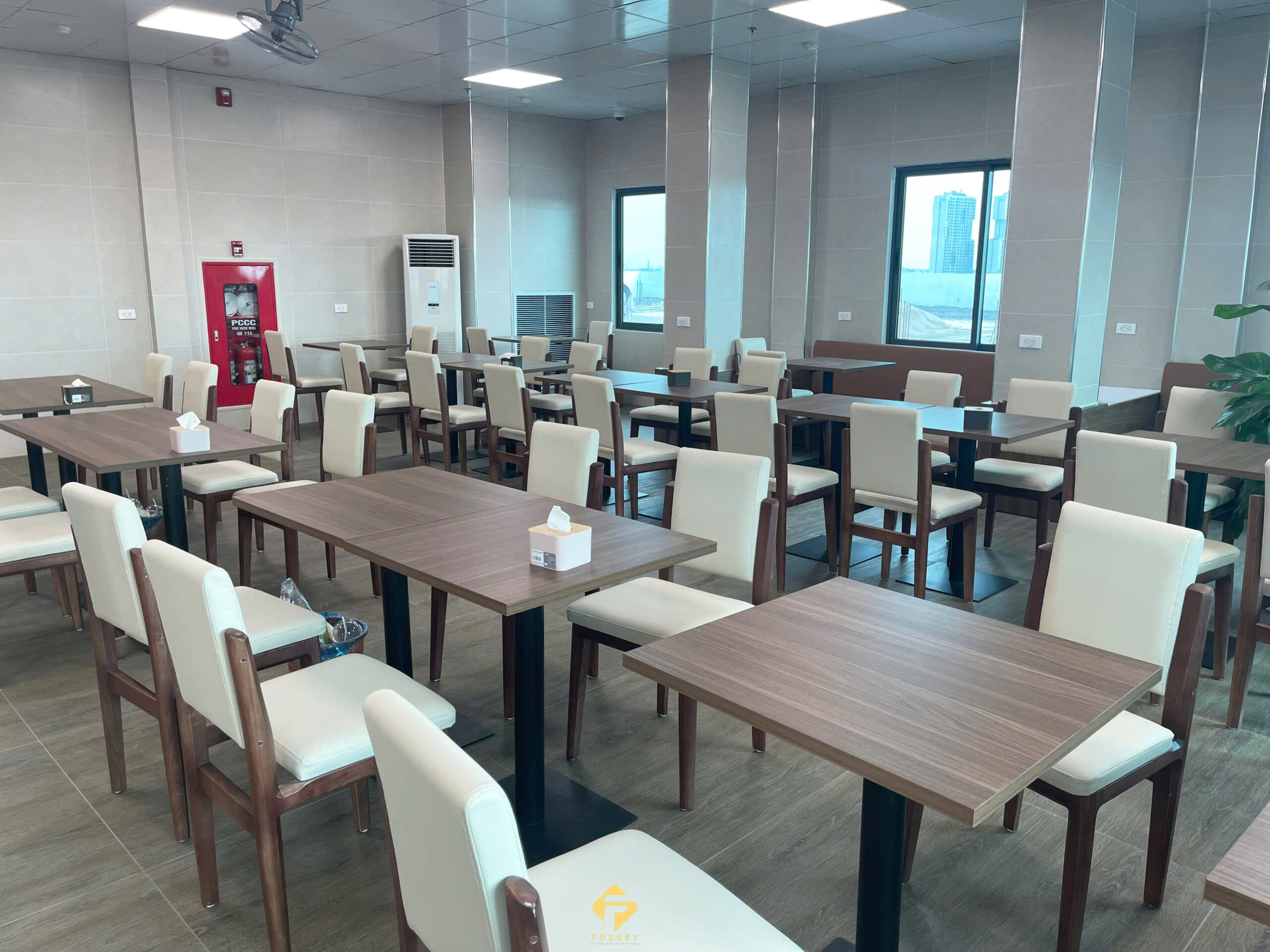 bệnh viện đa khoa hòa bình